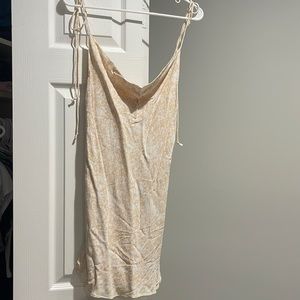 Dress with shoulder ties size L